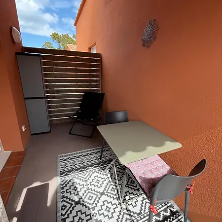 T2 Moderne - - Piscines & Proche *